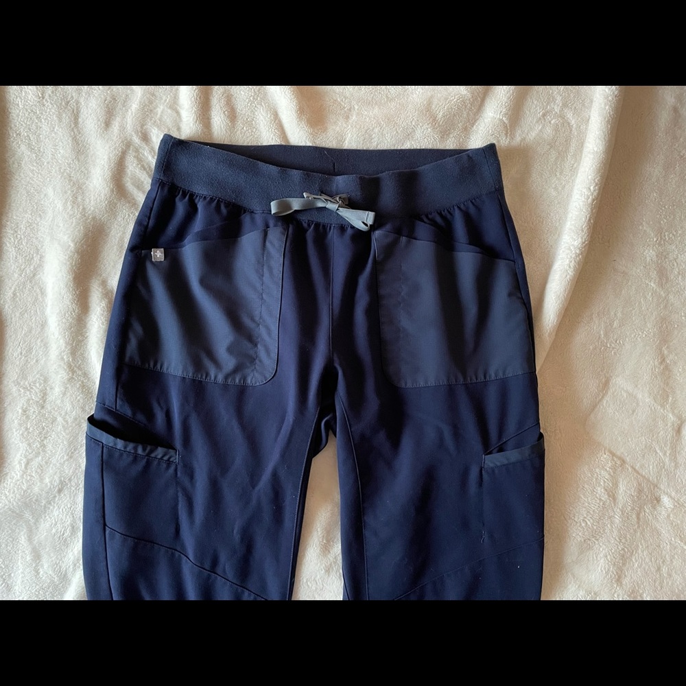 FIGS || Navy Maua Jogger Scrub Pants